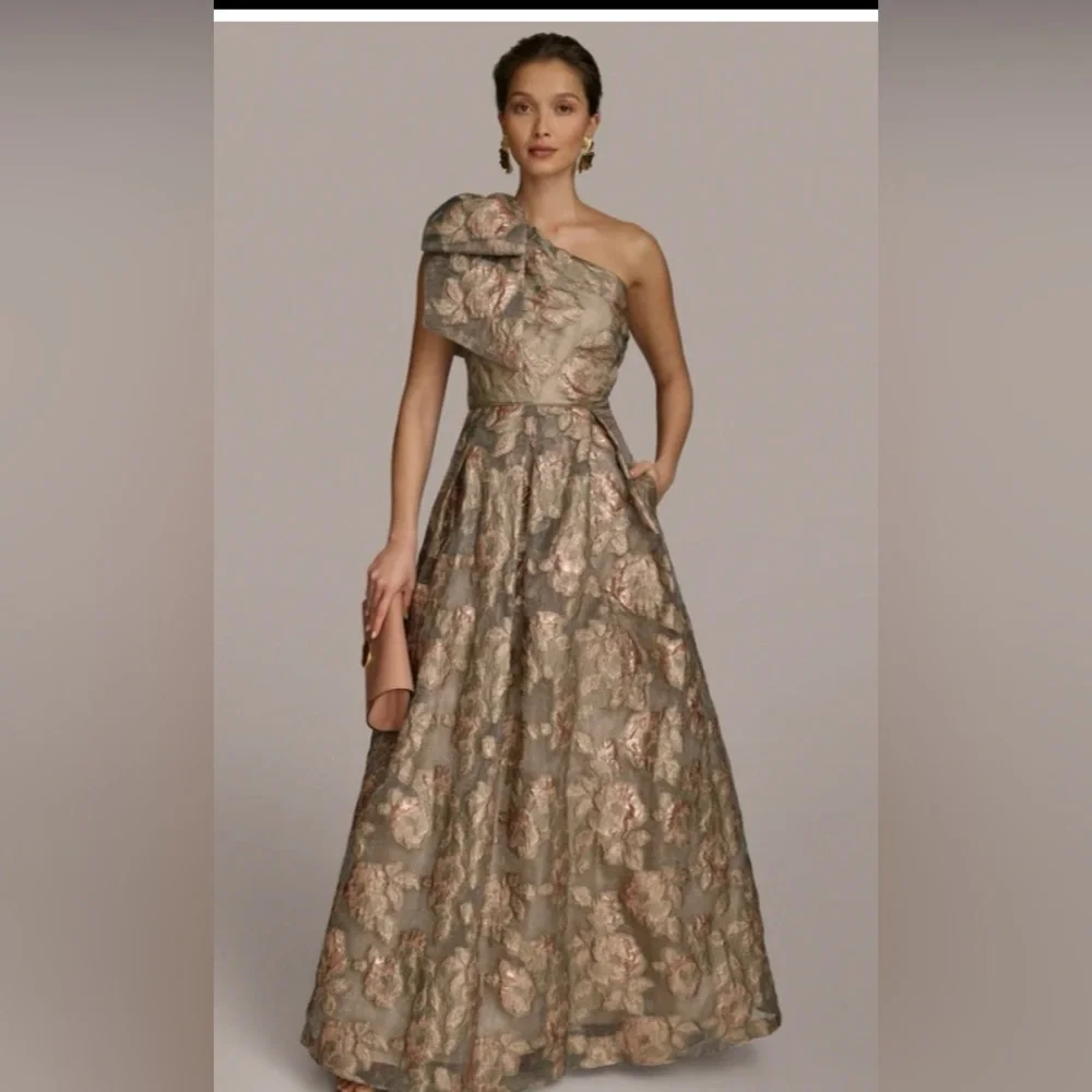 Donna Karan Metallic Floral One-Shoulder Gown - Picture 3 of 9